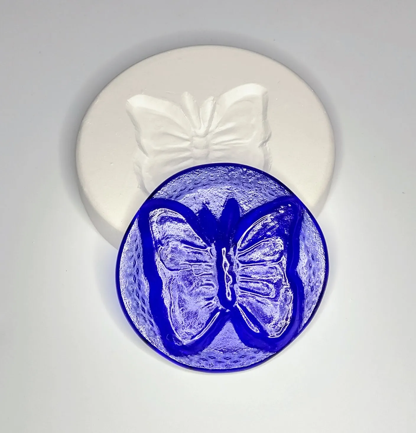 ah-02 Butterfly Bottle Bottom Mold - Image 1
